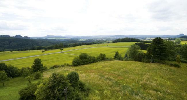 Panorama-Apartments Weinberghaus Mittelndorf Exterior photo